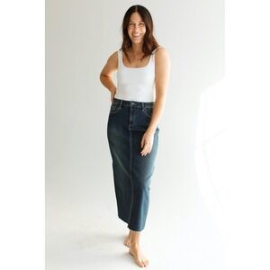 Carly Jean Los Angeles CJLA Taylor Vintage Denim Skirt Dark Wash Size Medium